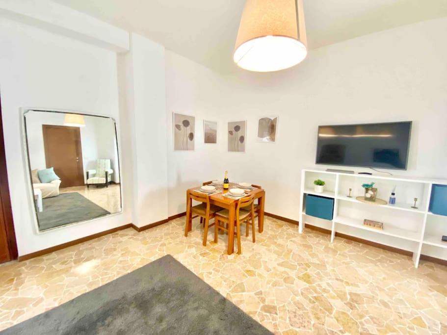 Cuore Di Milano Isoladuomo Milão Exterior foto